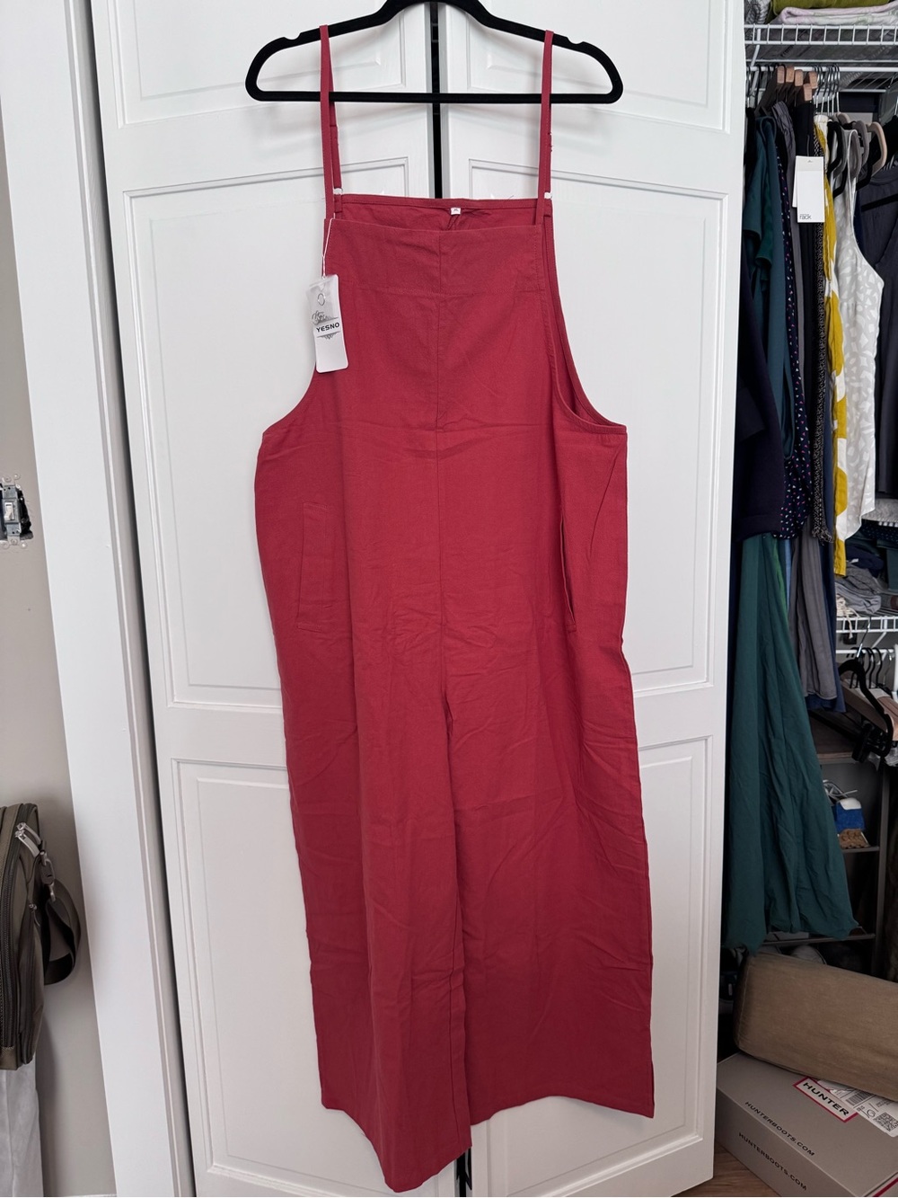 Women's Wide-Leg Jumpsuit in Deep Rose - Unbranded